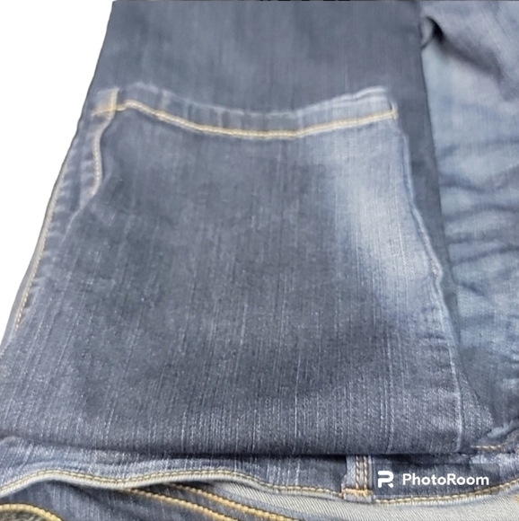 Torrid button and zipper fly jeans size 18R Elastic waist. - Picture 6 of 13